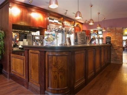 The Hatchet Inn Wetherspoon Newbury  Exterior photo